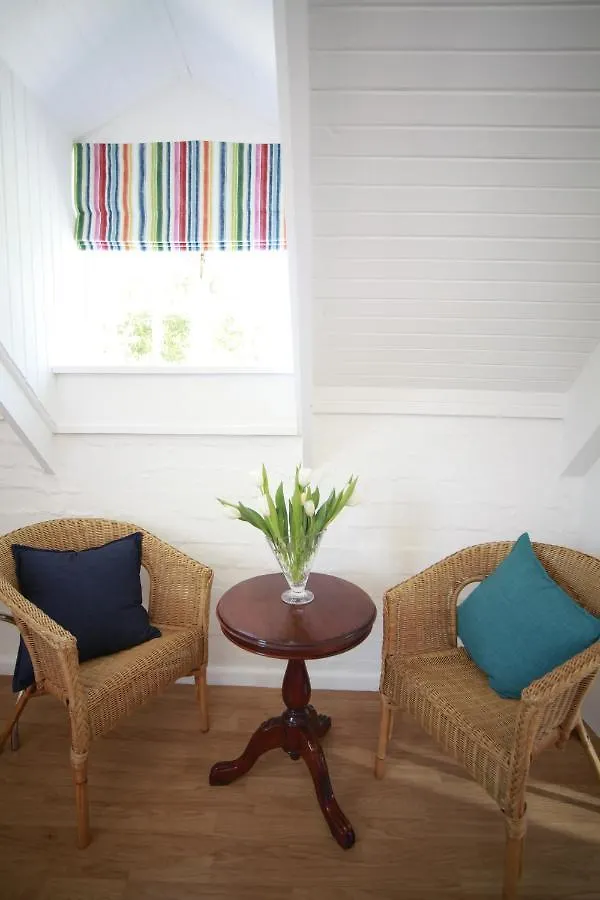 Cosimi Guest House Durbanville 4*,
